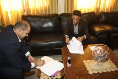 al-khader signing-2013